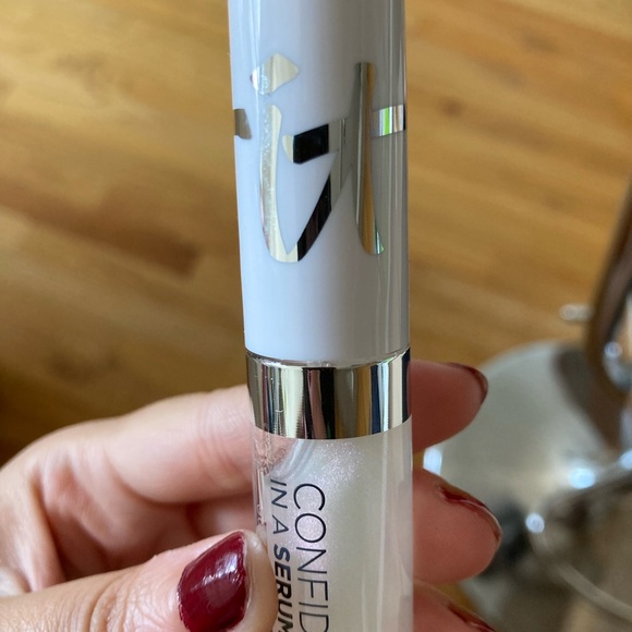 IT Cosmetics Lip Gloss - Picture 4 of 4